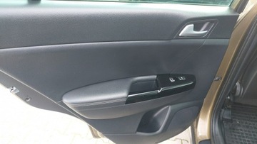 Kia Sportage IV SUV 1.6 T-GDI 177KM 2016 Kia Sportage 1.6 177ps T-GI Benzyna GT-LINE, zdjęcie 20