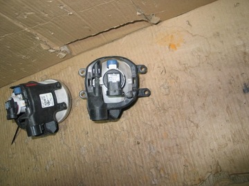 Галогенные лампы Toyota Auris yaris Avensis Aygo Verso 81210-01110 81220--02110