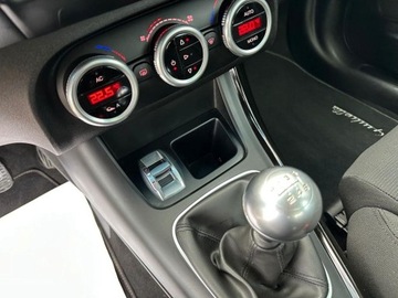 Alfa Romeo Giulietta Nuova II Hatchback 5d 1.4 TB 16v Mair 170KM 2011 Alfa Romeo Giulietta 1.4 TB 16V Multiair Collezione 170KM 2011r, zdjęcie 24