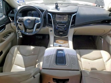 Cadillac Escalade III 2018 Cadillac Escalade Esv 2018 6.2l 6.2 Benzyna 420KM, zdjęcie 8