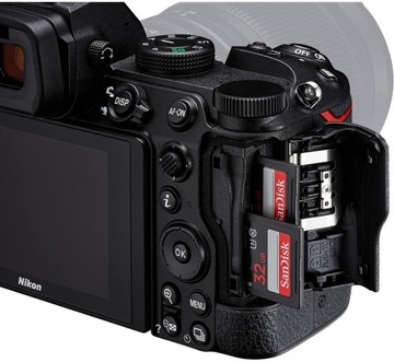 Nikon Z5 + Nikkor Z 24-70 мм f/4 S
