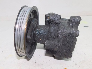 AUDI A4 B5 1.9 TDI 94-01R ČERPADLO SERVA