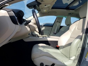 Volvo S60 III 2024 Volvo S60 2024 2.0 Benzyna 247KM, zdjęcie 7