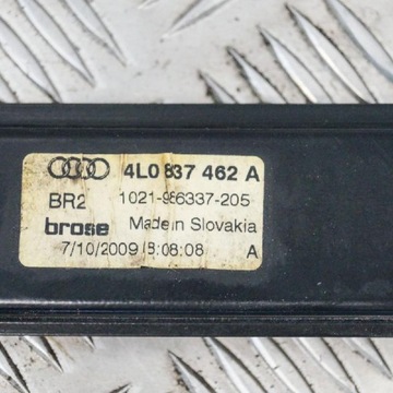 AUDI Q7 4L PŘEDNÍ PRAVÝ ZVEDÁK OKNO DVEŘE 4L0837462A 2011