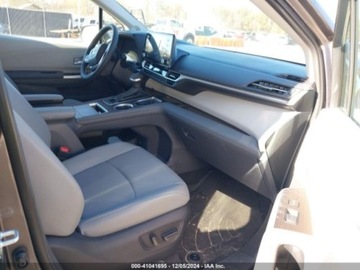 Toyota Sienna III 2024 Toyota Sienna 2024r., 2.5L 2.5 Benzyna 245KM, zdjęcie 8