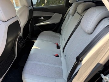 Peugeot 3008 II Crossover 1.5 BlueHDI 130KM 2019 Peugeot 3008 1.5 BlueHDi 130KM EAT8 Allure Business-Paket 2019r, zdjęcie 19