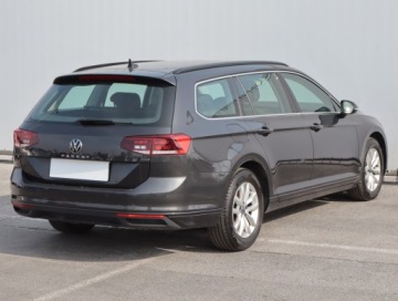 Volkswagen Passat B8 Variant Facelifting 1.5 TSI EVO 150KM 2021 VW Passat 1.5 TSI, Salon Polska, 1. Właściciel, zdjęcie 4