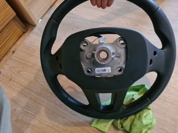 РУЛЕВОЕ КОЛЕСО МНОГОФУНКЦИОНАЛЬНОЕ KIA SPORTAGE III