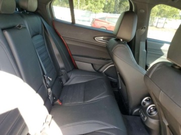 Alfa Romeo Giulia II 2022 Alfa Romeo Giulia Quadrifoglio 2022 2.9l 2.9 Benzyna 505KM, zdjęcie 10