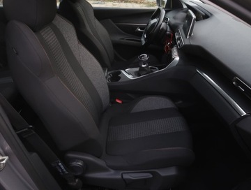 Peugeot 5008 II 2017 Peugeot 5008 1.6 HDi, 7 miejsc, Navi, Klima, zdjęcie 8