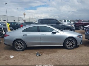 Mercedes CLA C118/X118 2025 Mercedes-Benz CLA 2025r., CLA 250 4MATIC, od ubezpieczalni 2.0 Benzyna, zdjęcie 6