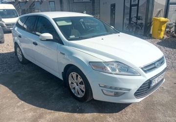Ford Mondeo IV Kombi 2.0 Duratorq TDCi DPF 140KM 2014 Ford Mondeo SW Ford Mondeo SW 2.0 Diesel 140KM, zdjęcie 2