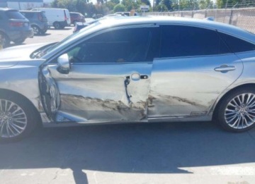 Toyota Avalon III 2022 Toyota Avalon 2022, 3.5L, LIMITED, od ubezpieczalni 3.5 Benzyna 301KM, zdjęcie 4