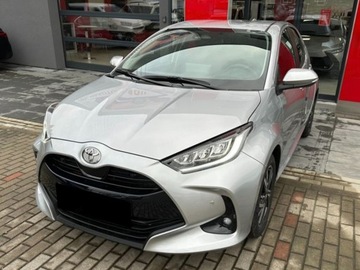 Toyota Yaris IV Hatchback Facelifting 1.5 Hybrid Dynamic Force 116KM 2025 Style 1.5 Hybrid 116KM | Podgrzewane fotele!, zdjęcie 1