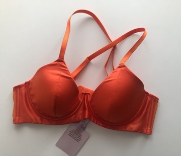 OUTLET SAVAGEX POMARAŃCZOWY SATYNOWY BŁYSZCZĄCY BIUSTONOSZ 38C 85C