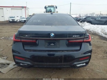BMW Seria 7 G70 2022 BMW Seria 7 750 I XDRIVE, 2022r., 4x4, 4.4L 4.4 Benzyna 523KM, zdjęcie 7