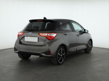 Toyota Yaris III Hatchback 5d Facelifting Hybrid 100KM 2017 Toyota Yaris Hybrid, Salon Polska, Serwis ASO, zdjęcie 4