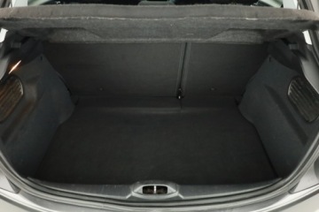 Peugeot 208 I Hatchback 5d Facelifting 1.2 PureTech 82KM 2017 Peugeot 208 1.2 PureTech, Salon Polska, zdjęcie 8