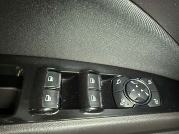 Ford Mondeo V Kombi 1.5 EcoBoost 160KM 2017 Ford Mondeo LEDNAVIAsystent ParkowaniaAsystent PasaCzyta Znaki 1.5, zdjęcie 28