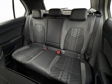 Volkswagen Golf VII Hatchback 5d Facelifting 1.5 TSI ACT 150KM 2020 Volkswagen Golf 1.5TSI 150KM, R-Line, Gwarancja,Serwis ASO,FV23 1.5 150KM, zdjęcie 34