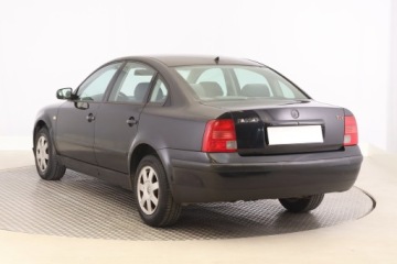 Volkswagen Passat B5 Sedan 1.9 TDI 115KM 1999 VW Passat 1.9 TDI , Klima, Klimatronic,ALU, zdjęcie 3