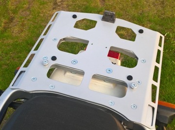 Монтажные грибы для корпусов Monokey, GIVI, KAPPA Z125