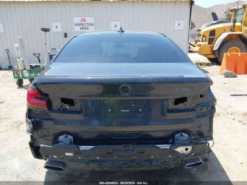 BMW Seria 5 G30-G31 2021 BMW Seria 5 530E 2021 2.0l 2.0 Hybryda 181KM, zdjęcie 4