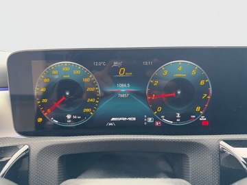 Mercedes Klasa A W177/V177 Sedan AMG 2.0 AMG 35 306KM 2022 Mercedes-Benz A 35 AMG A 35 4MATIC Limuzyna, zdjęcie 10