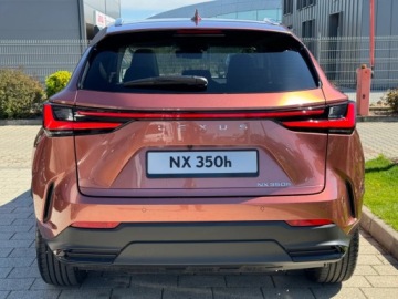 Lexus NX II SUV Facelifting 2.5 450h+ 292KM 2025 LEXUS NX 450h+ Omotenashi AWD Suv 2.5 (292KM) 2025, zdjęcie 4