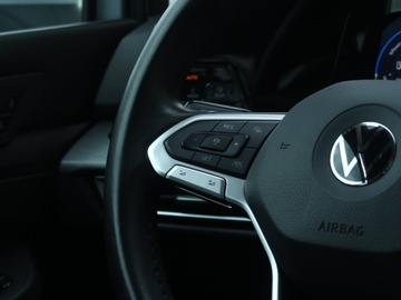 Volkswagen Golf VIII Hatchback Plug-In-Hybrid 1.4 TSI 204KM 2022 VW Golf 1.4 TSI eHybrid, Salon Polska, zdjęcie 19