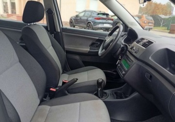 Skoda Fabia II Hatchback Facelifting 1.2 HTP 60KM 2014 Skoda Fabia Zarejestrowany - ubezpieczony - benzyna - 1,2 - 60 KM 1.2 60KM, zdjęcie 12