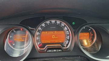 Citroen C5 III Tourer 2.0 HDi FAP 140KM 2011 Citroen C5 climatronic, zdjęcie 12