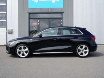 Audi A3 8Y Sportback Facelifting 1.5 35 TFSI 150KM 2026 AUDI A3 35 TFSI S Line Hatchback 1.5 (150KM) 2026, zdjęcie 1