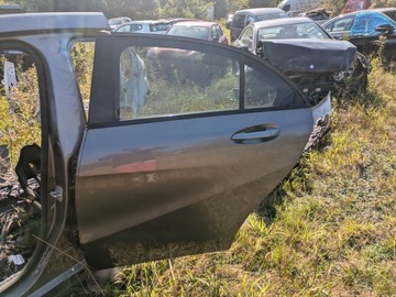 DVEŘE LEVÉ ZADNÍ TŘÍDA A W176 W BARVA 787