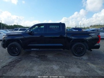 Toyota Tundra II 2022 Toyota Tundra 2022r., SR5, od ubezpieczalni 3.4 Benzyna 389KM, zdjęcie 3
