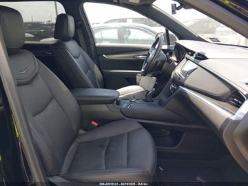 Cadillac 2024 Cadillac XT6 Luxury 2024 2.0l 2.0 Benzyna 235KM, zdjęcie 8