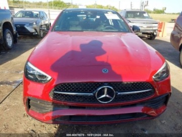 Mercedes Klasa C W206 2024 Mercedes-Benz Klasa C 300, 2024r., 4x4, 2.0L 2.0 Benzyna 255KM, zdjęcie 4