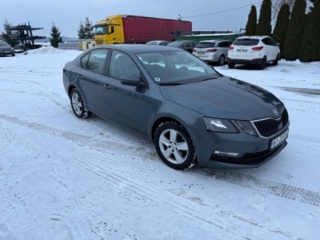 Skoda Octavia III Liftback Facelifting 1.6 TDI 115KM 2018 Skoda Octavia 1.6 TDI Drive DSG, zdjęcie 1