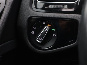 Volkswagen Golf VII Hatchback 3d 1.4 TSI BlueMotion Technology 125KM 2016 VW Golf 1.4 TSI, Salon Polska, Xenon, Bi-Xenon, zdjęcie 16