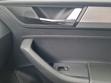 Skoda Rapid II Liftback Facelifting 1.0 TSI 110KM 2017 Škoda RAPID 1.0 TSI Ambition Škoda RAPID 1.0 TSI, zdjęcie 23