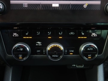 Skoda Octavia III Kombi Facelifting 1.5 TSI ACT 150KM 2019 Skoda Octavia 1.5 TSI, Salon Polska, zdjęcie 12