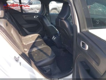 Volvo XC40 Crossover 2.0 T5 247KM 2020 Volvo XC 40 2020 Volvo XC40 T5 AWD R-Design 2.0 Benzyna 248KM, zdjęcie 8