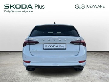 Skoda Octavia IV Kombi Plug-in 1.4 TSI iV Plug-In Hybrid 204KM 2024 Skoda Octavia 1.4 TSI Plug-In Hybrid Style DSG Pakiet SelectionSalon Polsk, zdjęcie 3