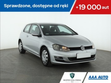 Volkswagen Golf VII Hatchback 3d 1.6 TDI-CR DPF 105KM 2012 VW Golf 1.6 TDI, Klima, Tempomat