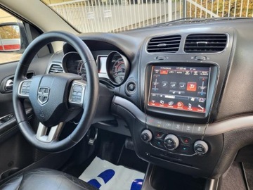 Dodge Journey 3.6 V6 287KM 2015 DODGE JOURNEY Crossroad V6 3.6 benzyna 287KM Dokumentacja 7 osobowyVAT23%, zdjęcie 8