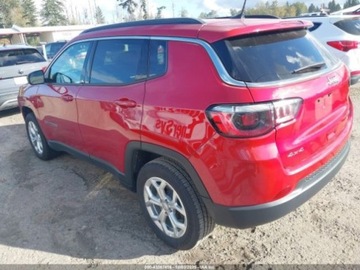 Jeep Compass II 2024 Jeep Compass LATITUDE, 2024r., 4x4, 2.0L 2.0 Benzyna 200KM, zdjęcie 2