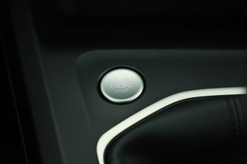 Volkswagen Golf VIII Hatchback 1.0 TSI 110KM 2022 VW Golf 1.0 TSI, Salon Polska, 1. Właściciel, zdjęcie 11