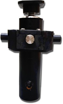 SIŁOWNIK TŁOK PRZYCZEPY SKOK ST-4 1300 8T L= 479mm