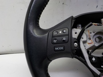 LEXUS IS II VOLANT KŮŽE MULTIFUNKCE TEMPOMAT