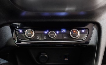 Opel Corsa F Hatchback 5d 1.2 Turbo 100KM 2022 Opel Corsa 1.2 Elegance SS aut 1.2 Benzyna 100KM, zdjęcie 26